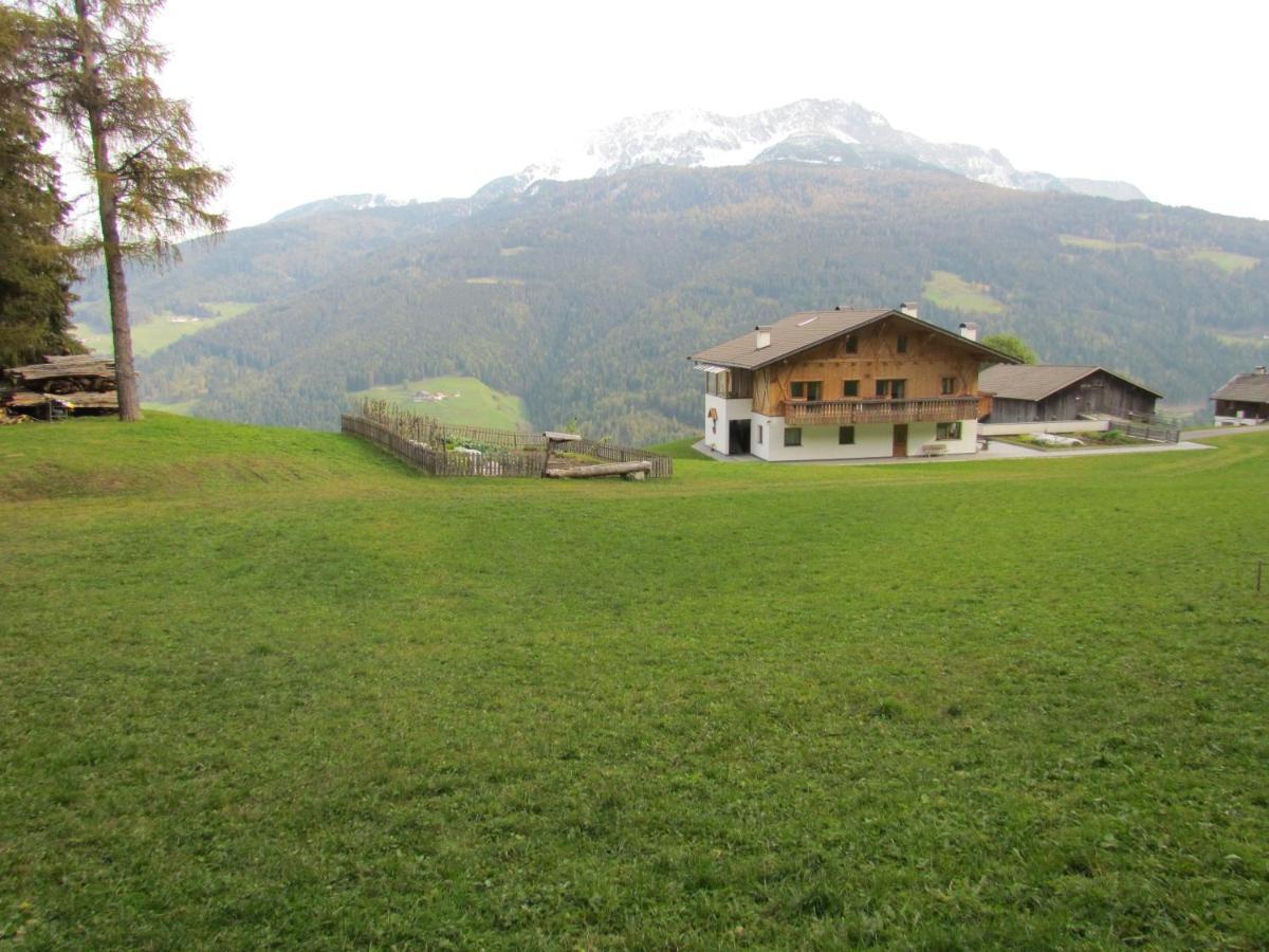 Oeberst-Hof Leilighet Sarentino Eksteriør bilde