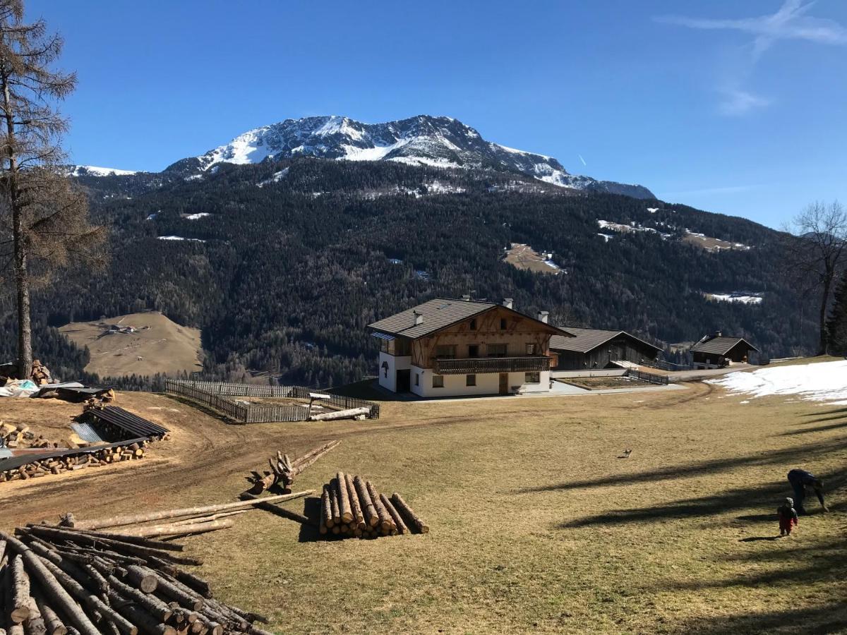 Oeberst-Hof Leilighet Sarentino Eksteriør bilde